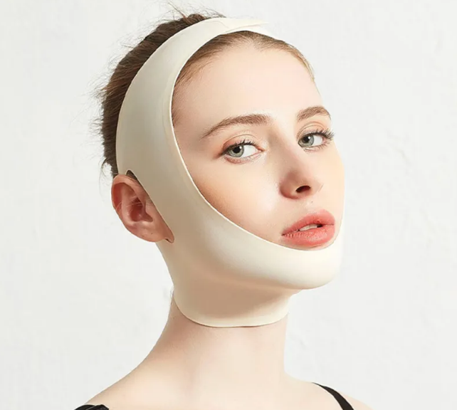 The Collagen Face Sculpt Wrap For An Instant Non-Surgical V-Line Lift