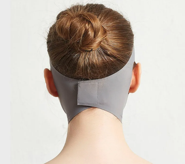 The Collagen Face Sculpt Wrap For An Instant Non-Surgical V-Line Lift
