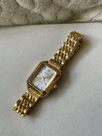 NOVA | Montre bracelet dorée pour femme – Montre élégante à cadran carré