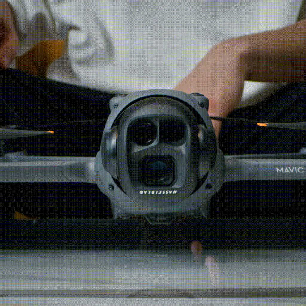 Airview Pro 4 Triple Camera Drone For Beginners And Pro-Level Shots - Image 10