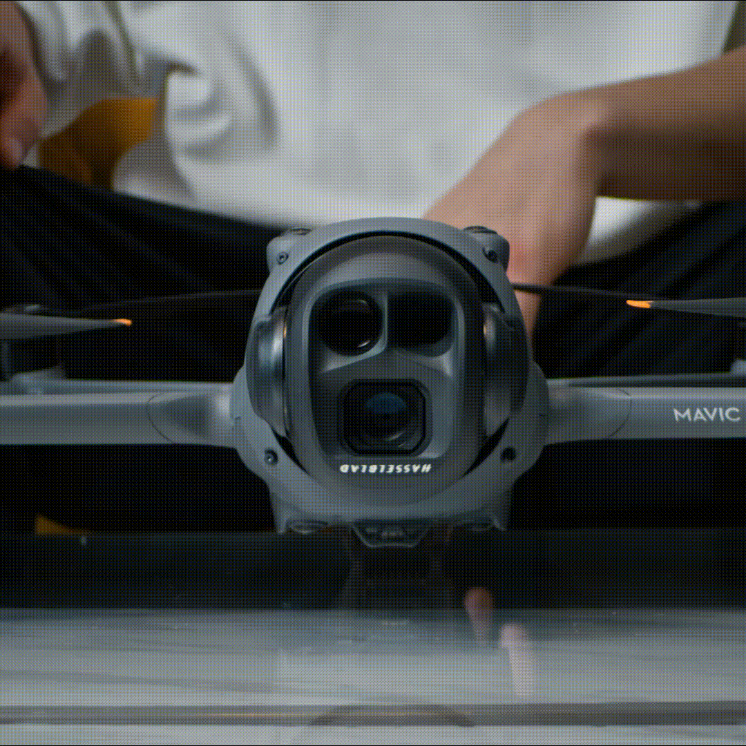 Airview Pro 4 Triple Camera Drone For Beginners And Pro-Level Shots - Image 10
