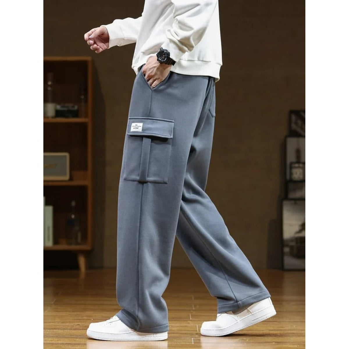 Arden Cargo Sweatpants With Roomy Pockets And Relaxed Fit - Image 4