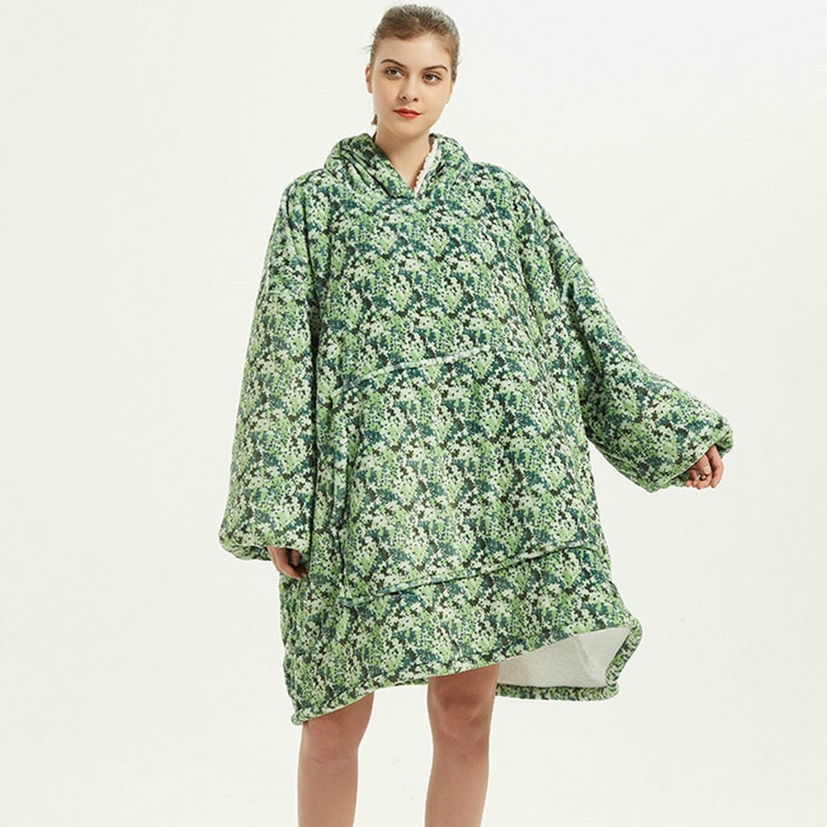 Christmas Hooded Blanket with Cozy Fleece Sleepwear and Oversized Fit - Image 12