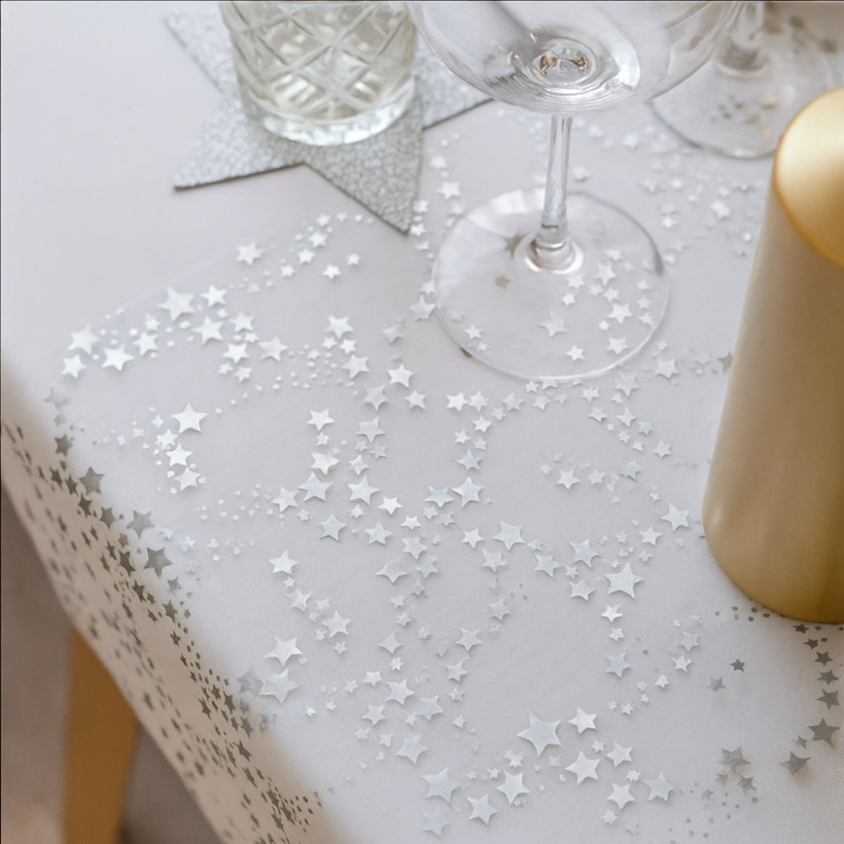 Christmas Linen Table Runner With Star Motif - Image 6