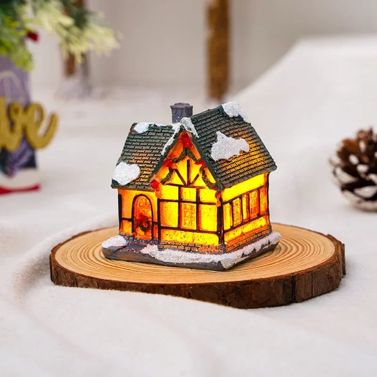 Christmas Village Decoration Set With 6 Glittering Snow-Covered Houses And Warm LED Lighting - Image 4
