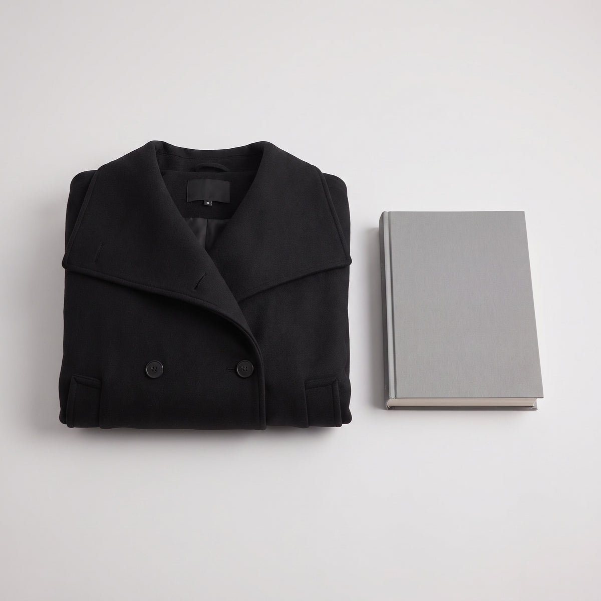 Double-Breasted Cropped Coat With Wide Lapel - scale