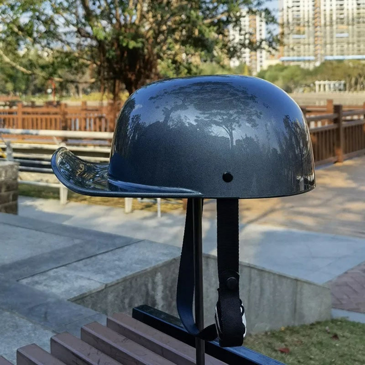 Dot Approved Motorcycle Helmet With Classic Cap Style - Image 10