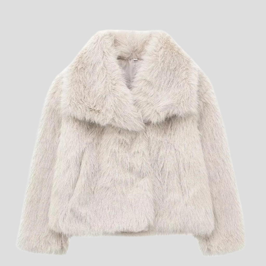 Faux Fur Jacket with Flattering Short Coat and Wide Collar - Image 2