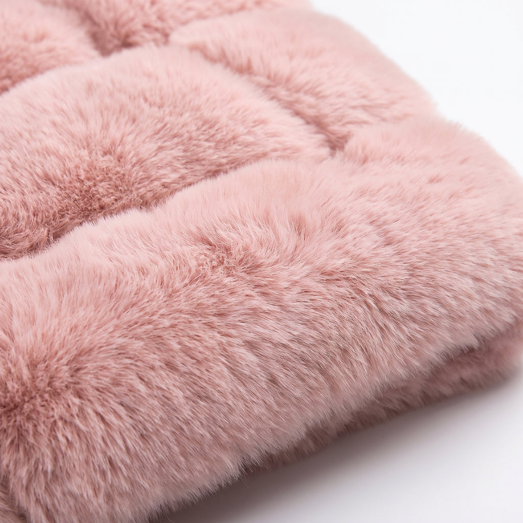 Faux Fur Puffer Jacket with Quilted Design and Ribbed Cuffs - detail