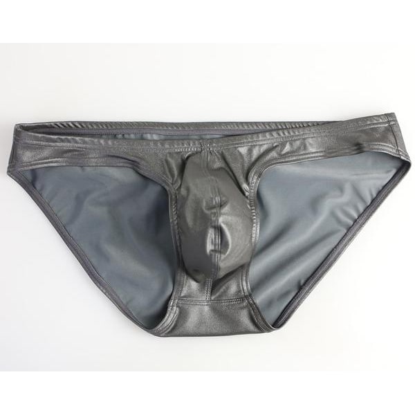 Faux Leather Shorts with Streamlined Fit and Polished Finish - Image 4