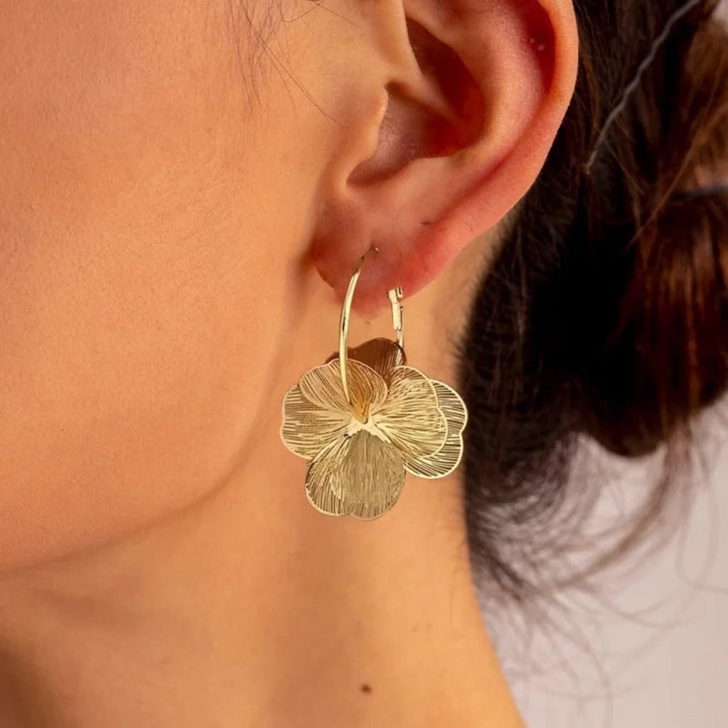 Floral Earrings with Sculptural Metal Design and Snap Closure - Image 3