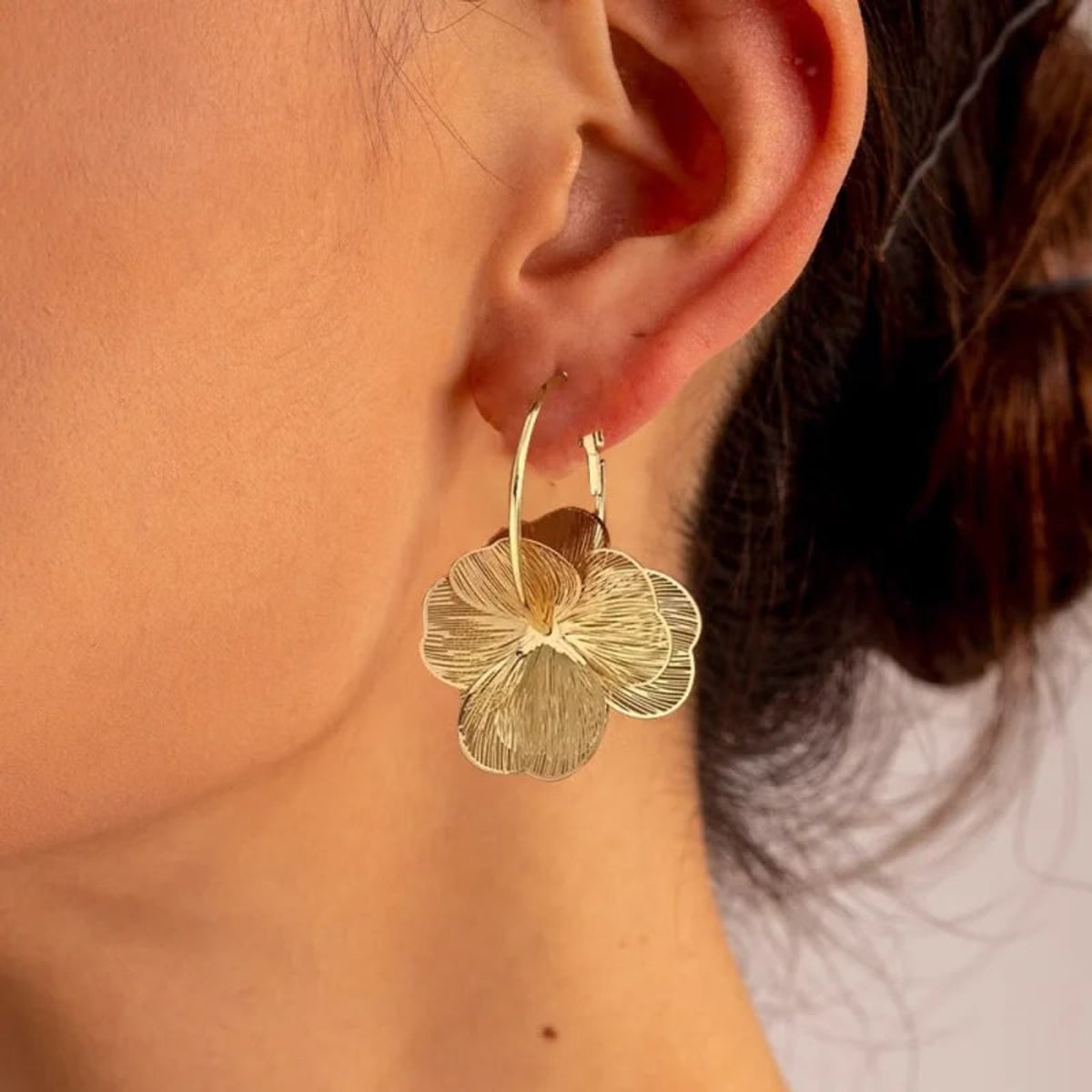 Floral Earrings with Sculptural Metal Design and Snap Closure - Image 3