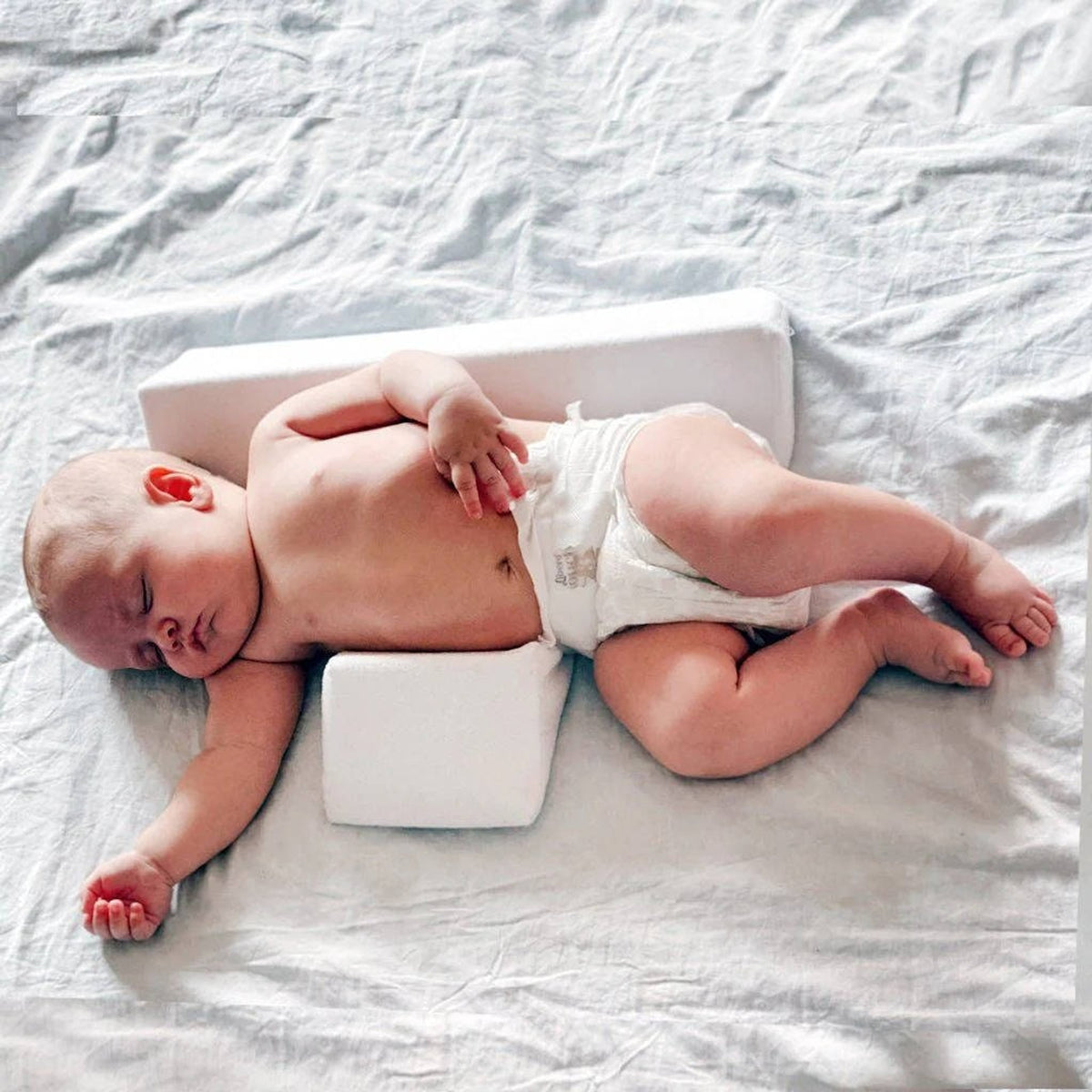 Foam Newborn Side Sleeper Wedge With Washable Cover - Image 4