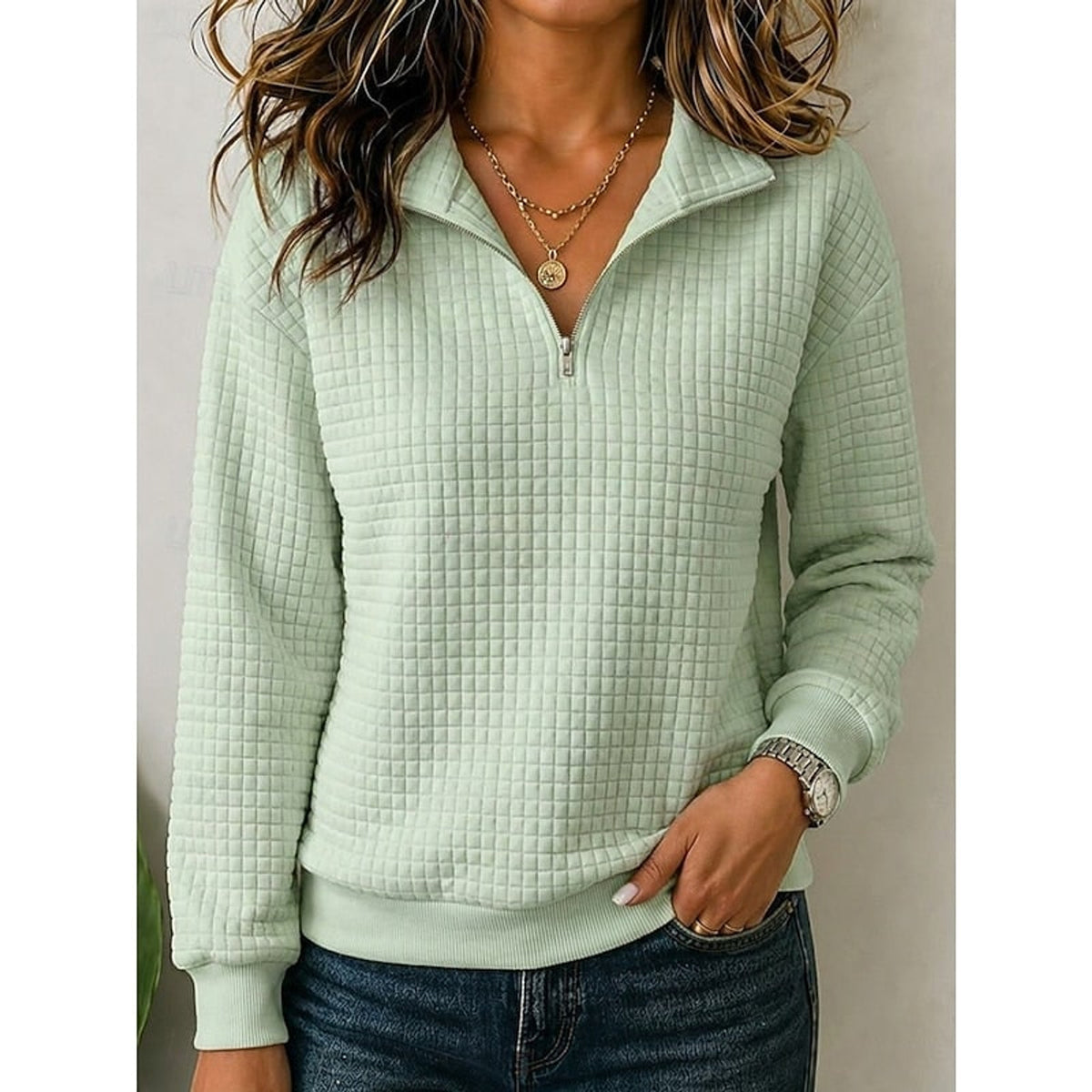 Half Zip Sweatshirt with Quilted Relaxed Fit and Collar - Image 1