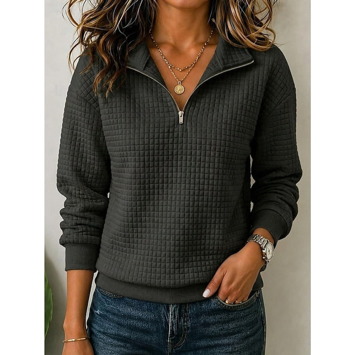 Half Zip Sweatshirt with Quilted Relaxed Fit and Collar - Image 10