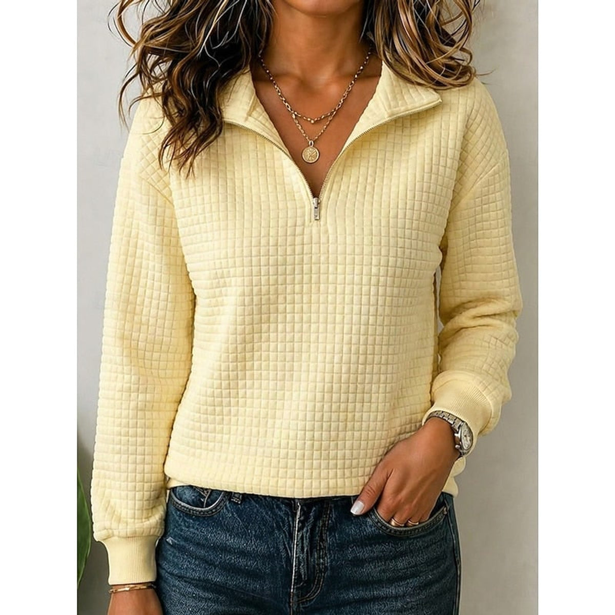 Half Zip Sweatshirt with Quilted Relaxed Fit and Collar - Image 9