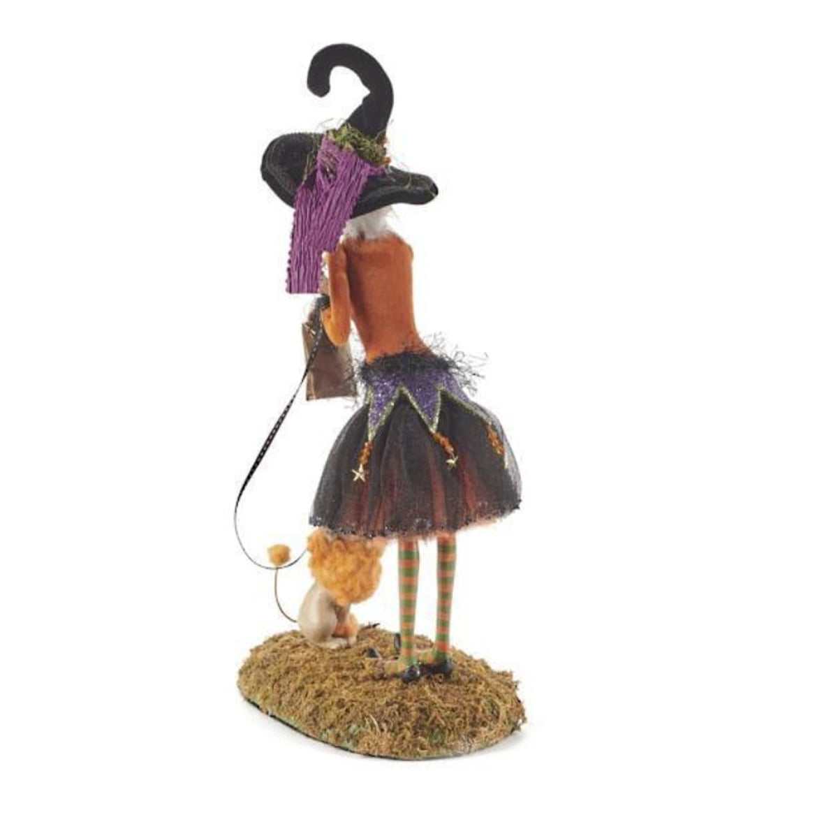 Halloween Figurine Witch With Resin Construction And Lightweight Design For Seasonal Decor - Image 7