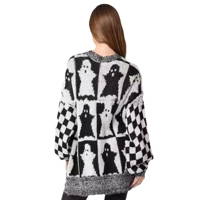 Halloween Sweater with Relaxed Pullover Fit and Crew Neck - Image 5