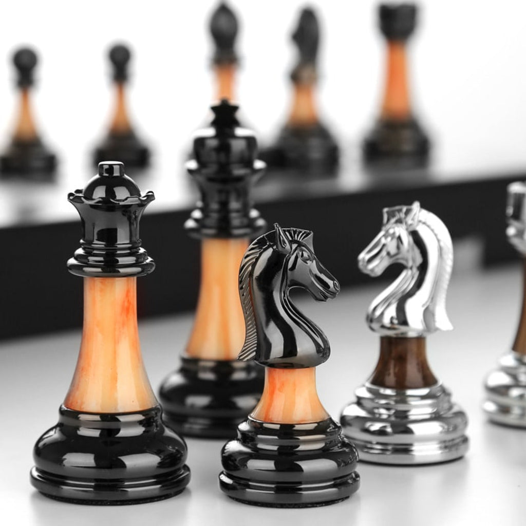 High-End Chess Set In Gift Box - Image 1
