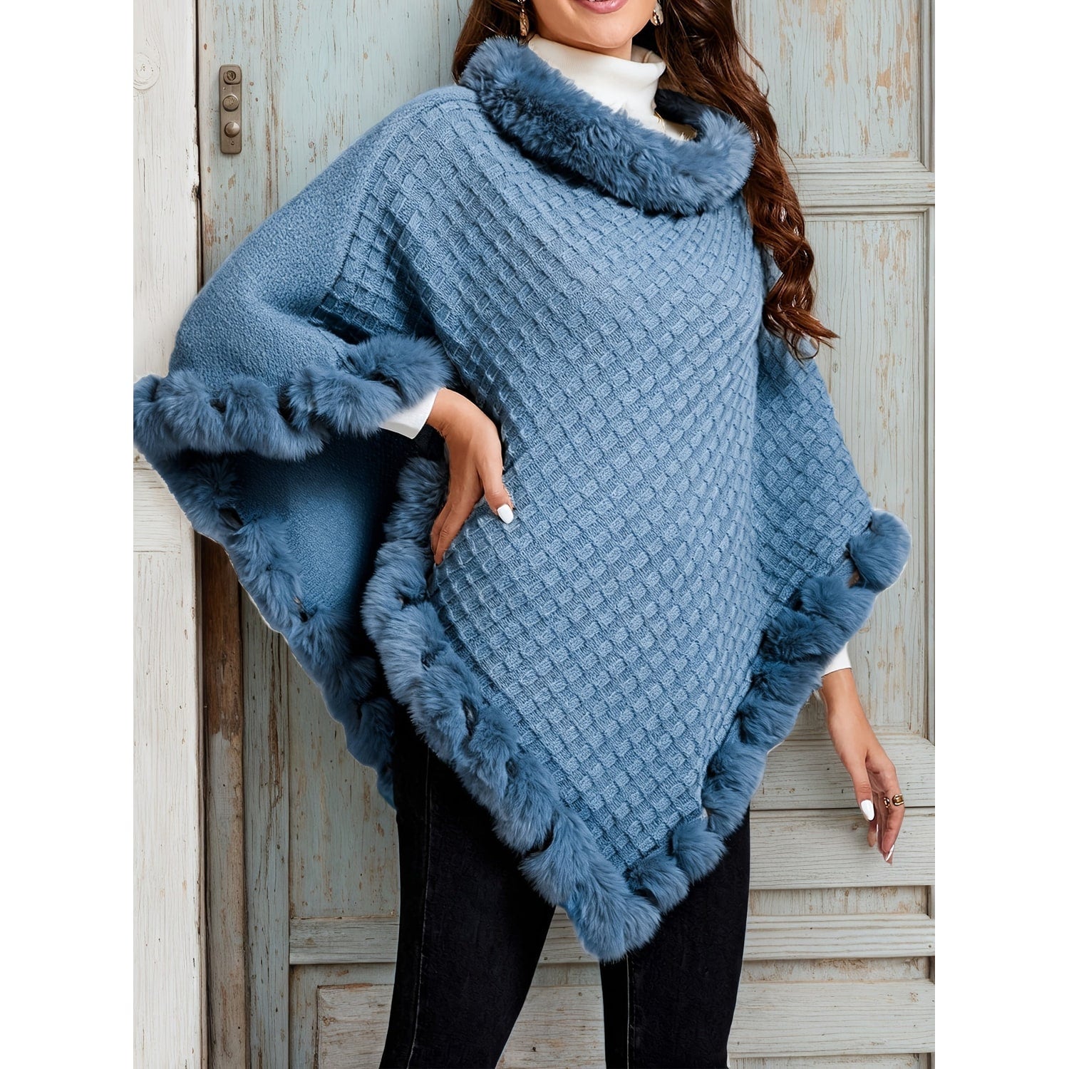 Knit Poncho Damskie Dzianinowe Z Futrzanym Wykończeniem With Soft Faux Fur Trim - Image 2