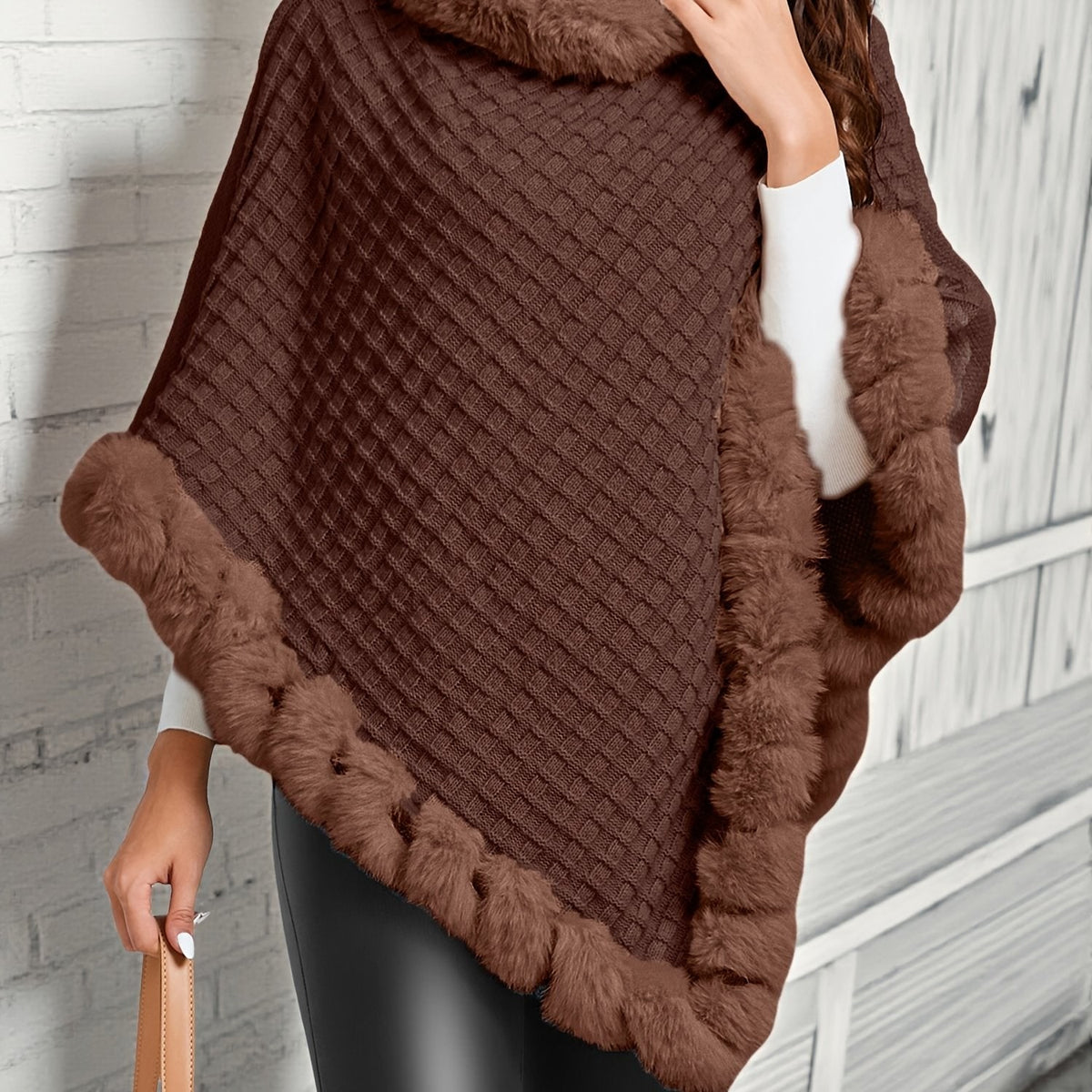 Knit Poncho Damskie Dzianinowe Z Futrzanym Wykończeniem With Soft Faux Fur Trim - Image 5