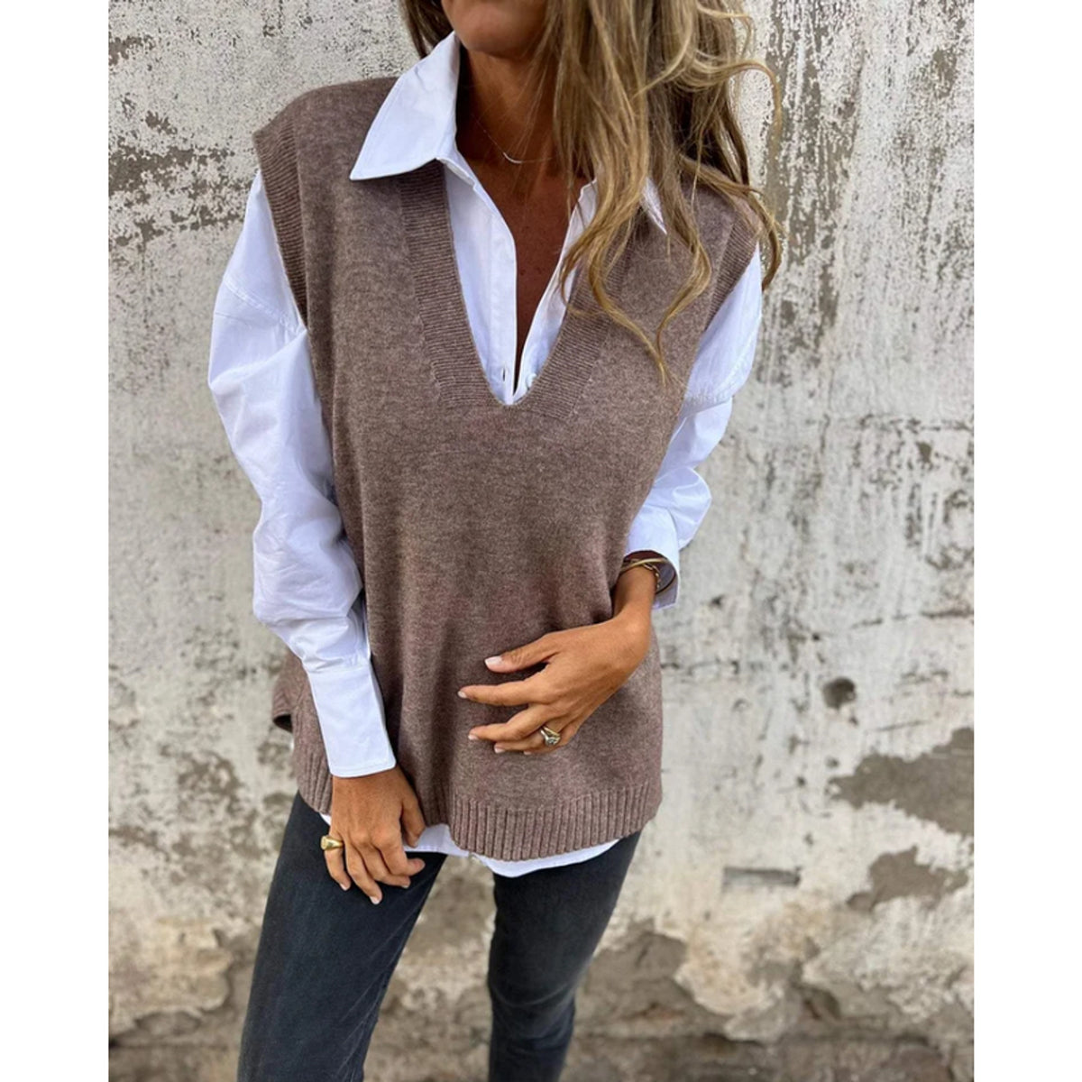 Knit Vest with V-Neck Cardigan Design and Sleeveless Fit - Image 3