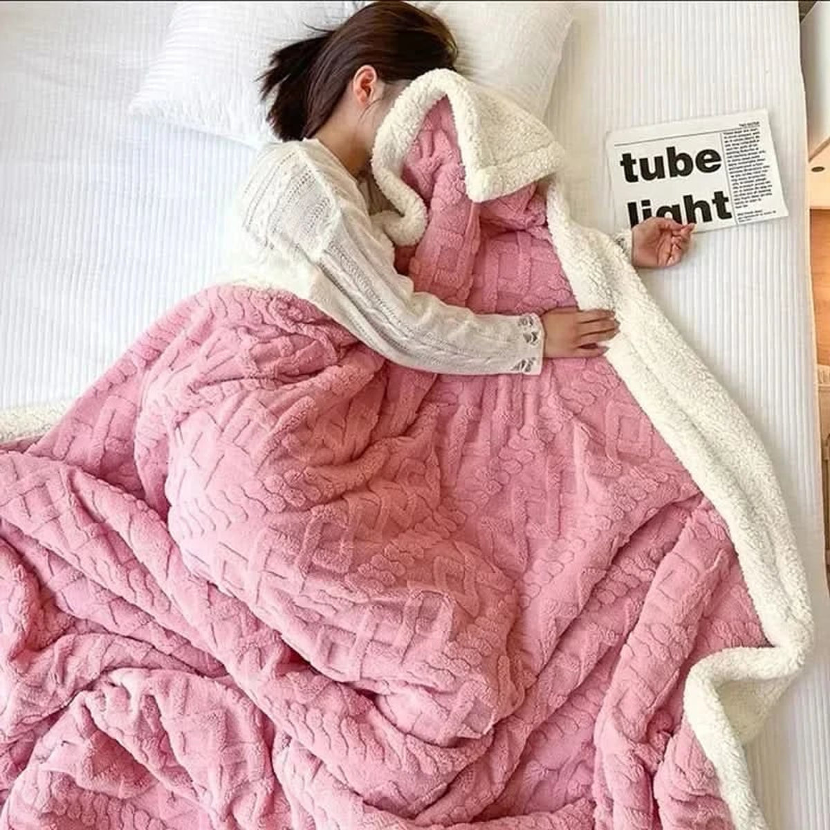 Lambswool Winter Thick Fleece Blanket - Image 2