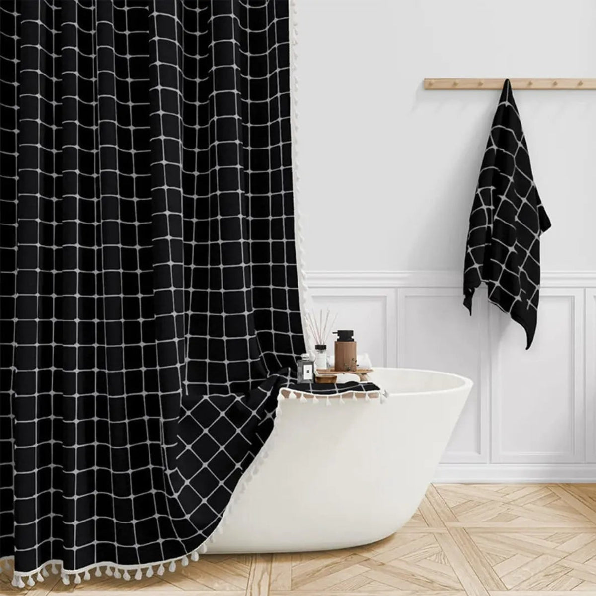 Linen Shower Curtain With Tassel Hem And Checkered Pattern - Image 3