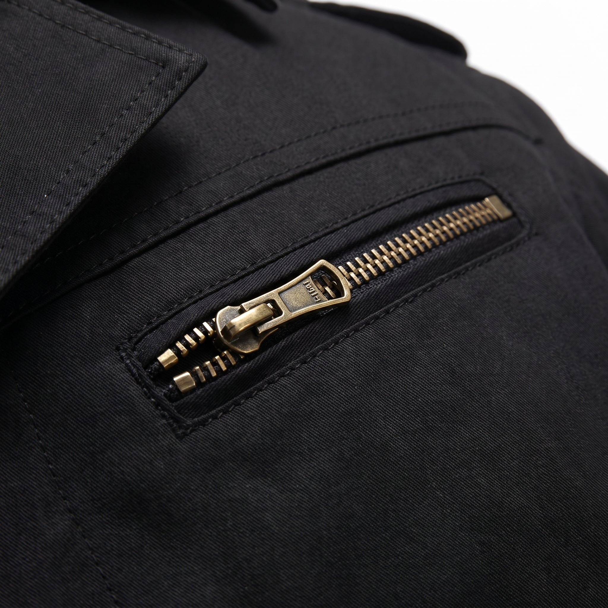 Trench Coat Men Single-Breasted With Epaulets - detail