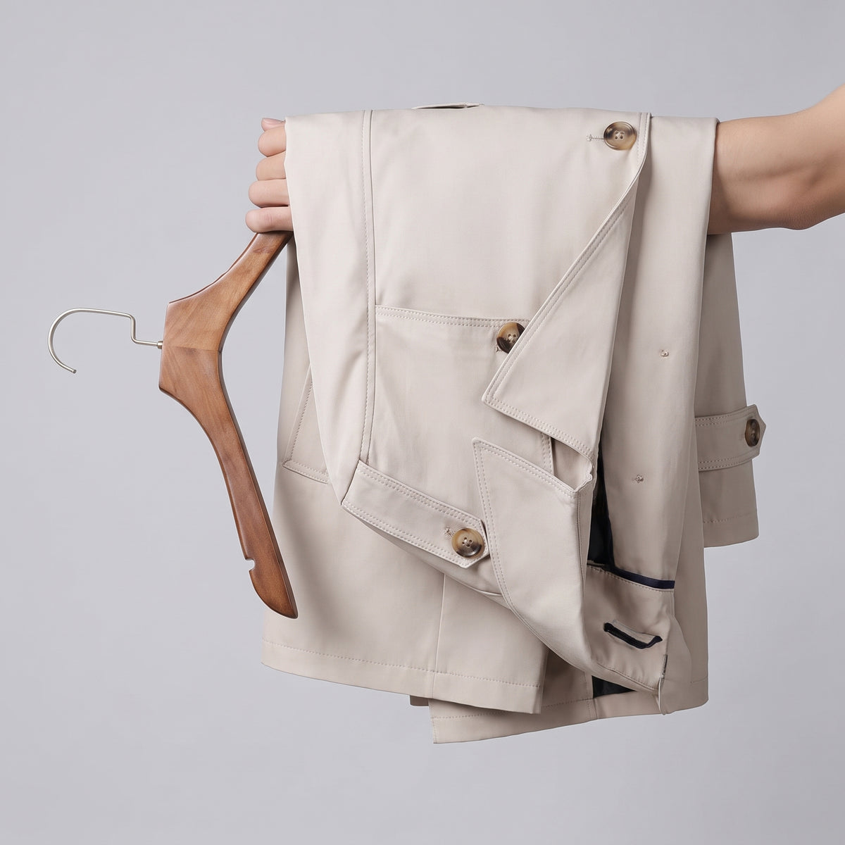 Trench Coat Men Single-Breasted Mid-Thigh Length - scale