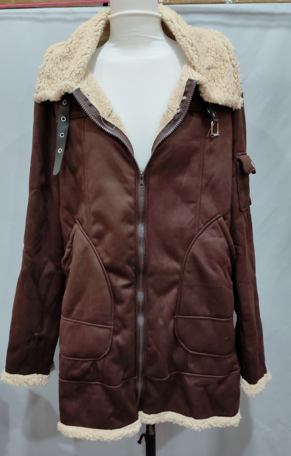 Men's Winter Jacket with Warm Fleece Lining and Detachable Hood - Image 5