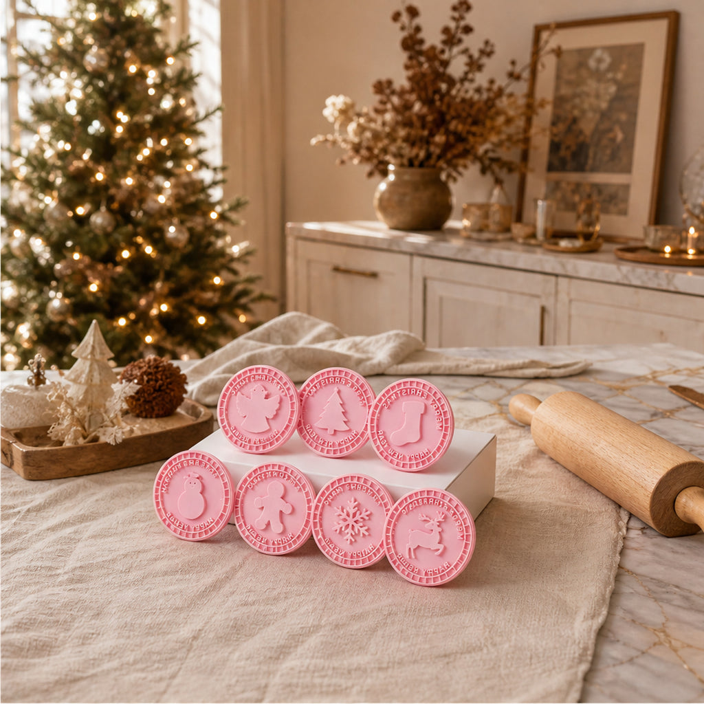 Merrymould 3D Embossing Christmas Cookie Stamp Set With 9 Festive Designs - Image 6