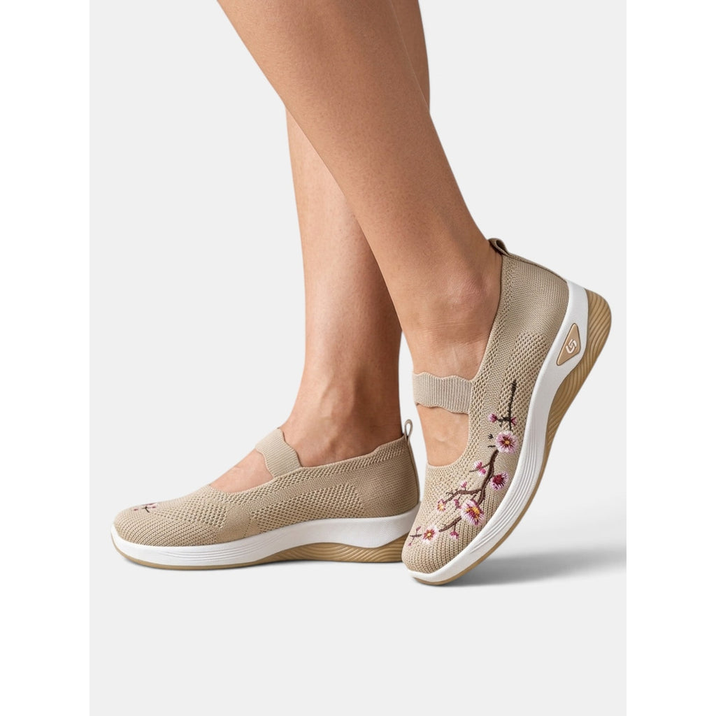 Orthopedic Shoes with Comfortable Flat and Floral Embroidery - Image 1