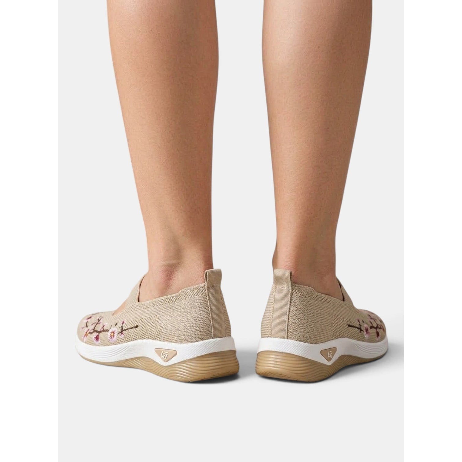 Orthopedic Shoes with Comfortable Flat and Floral Embroidery - Image 3