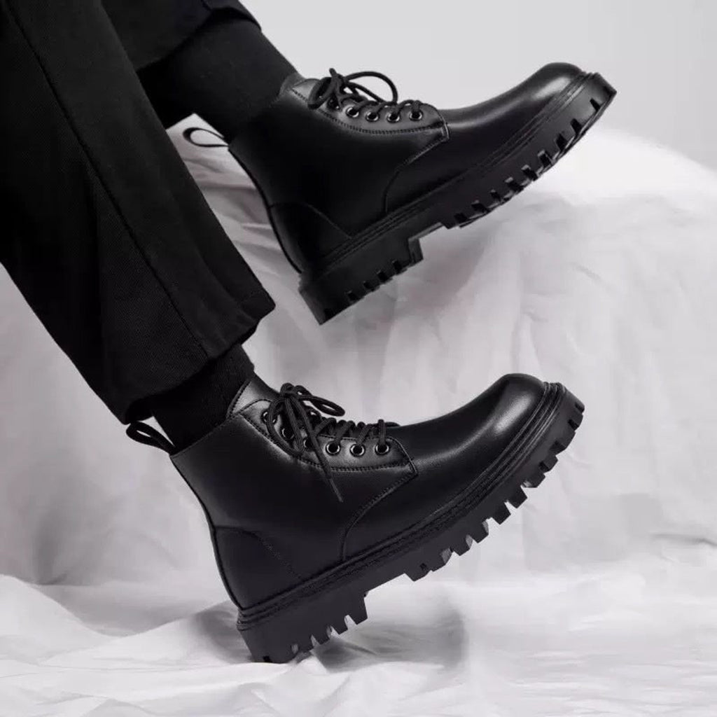 Platform Boots with Chunky Sole Combat and Lace-Up - Image 2