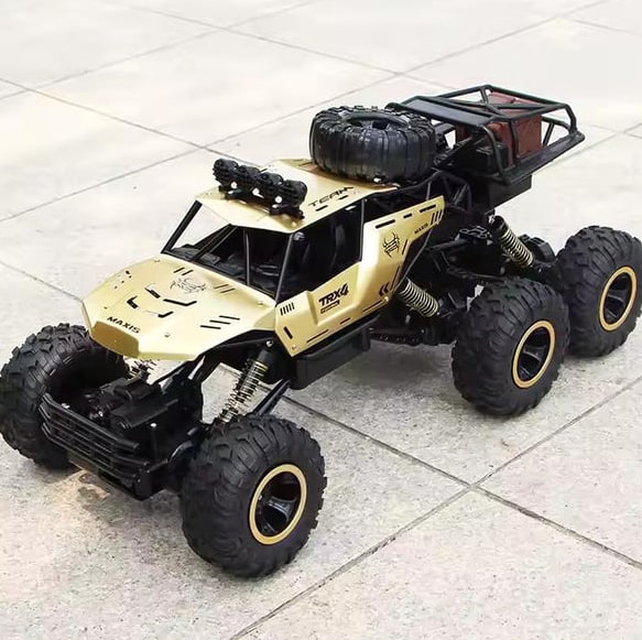Rockstriker 4WD RC Monster Truck With Shock-Absorbing Suspension For Off-Road Fun - Image 9