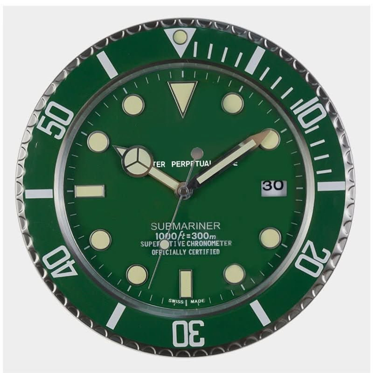 Stainless Steel Silent Wall Clock With Luminous Hands - Image 3
