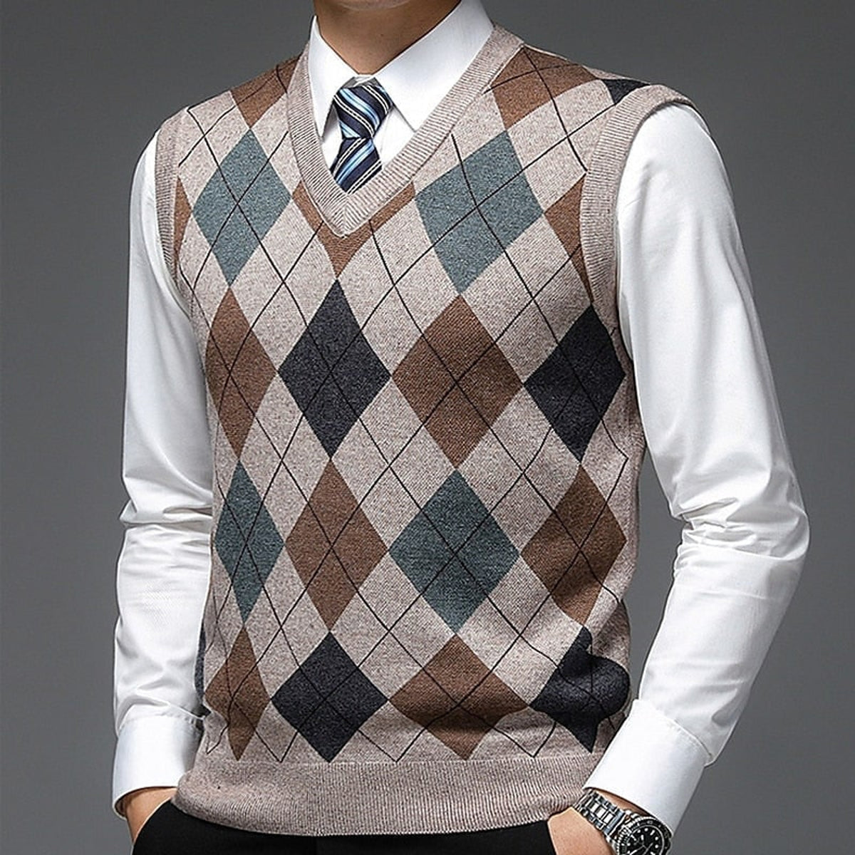 Sweater Vests with Classic Argyle Knit and V-Neck - Image 10