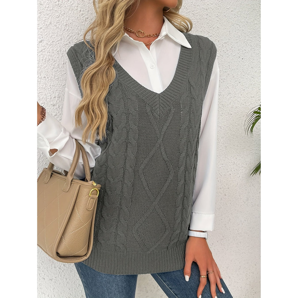 Sweater Vests with Knit V-Neck Design and Sleeveless Cut - Image 10
