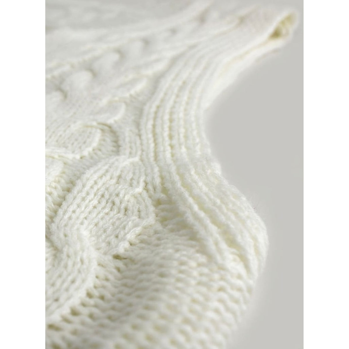 Sweater Vests with Relaxed Knit Fit and V-Neck - Image 16