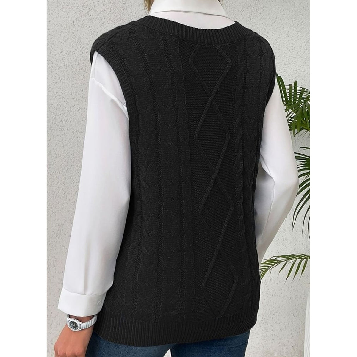 Sweater Vests with Relaxed Knit Fit and V-Neck - Image 24
