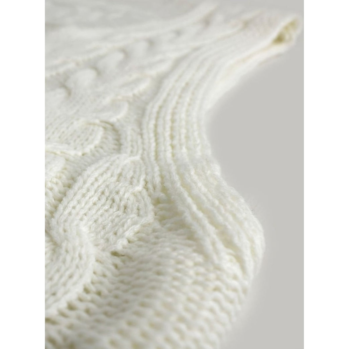 Sweater Vests with Relaxed Knit Fit and V-Neck - Image 81