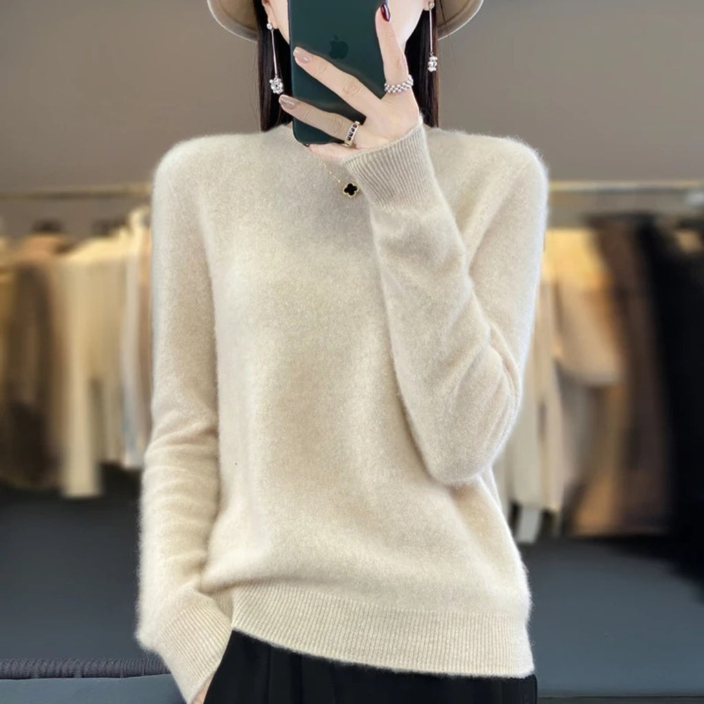 Sweater with Round Neck and Long-Sleeve Pullover - Image 1
