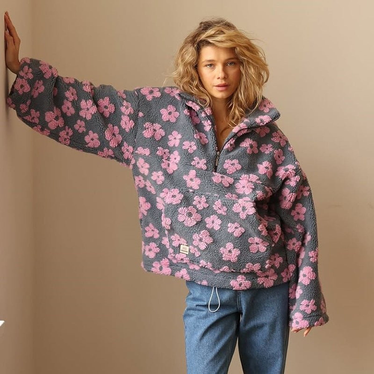 Teddy Fleece Jacket with Half-Zip Oversized Fit and Floral Print - Image 5