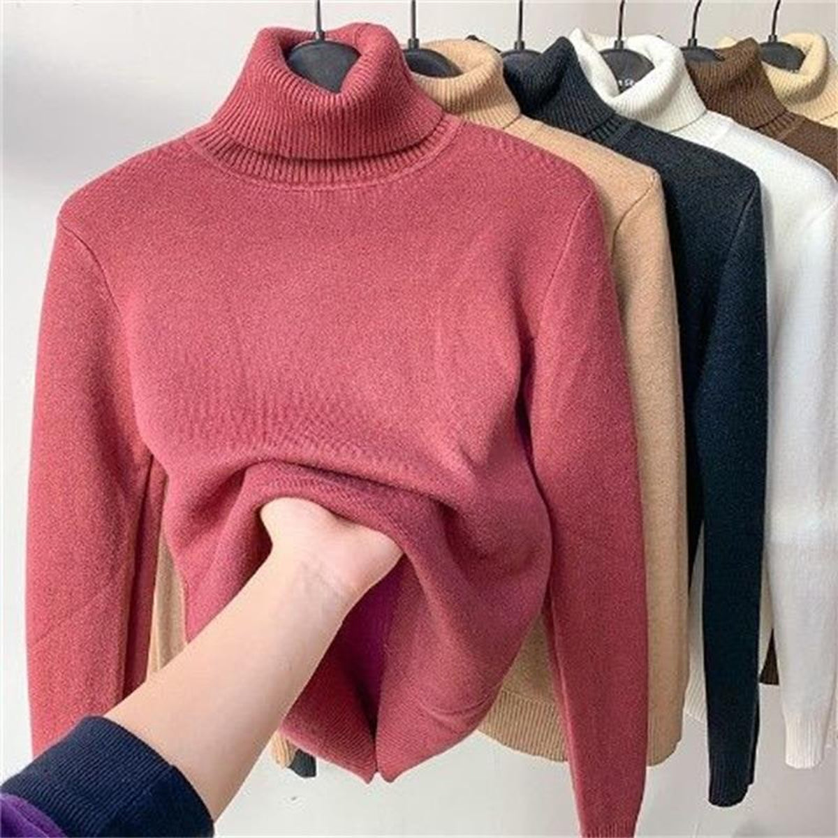 Thermal Undershirt With Thickened Fleece Knit For Warmth Without Bulk - Image 7
