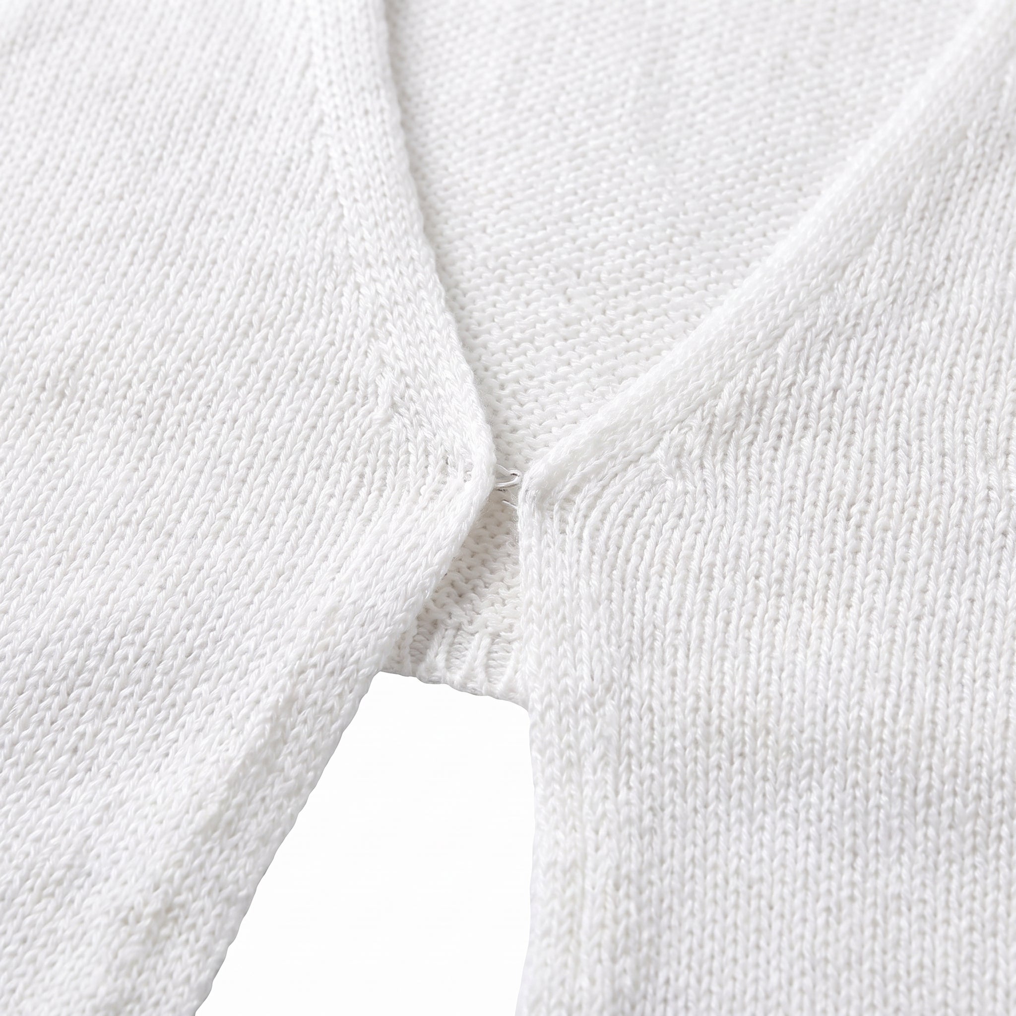 Women's Knit Vest Top With V-Neck And Closure For Fabric - detail