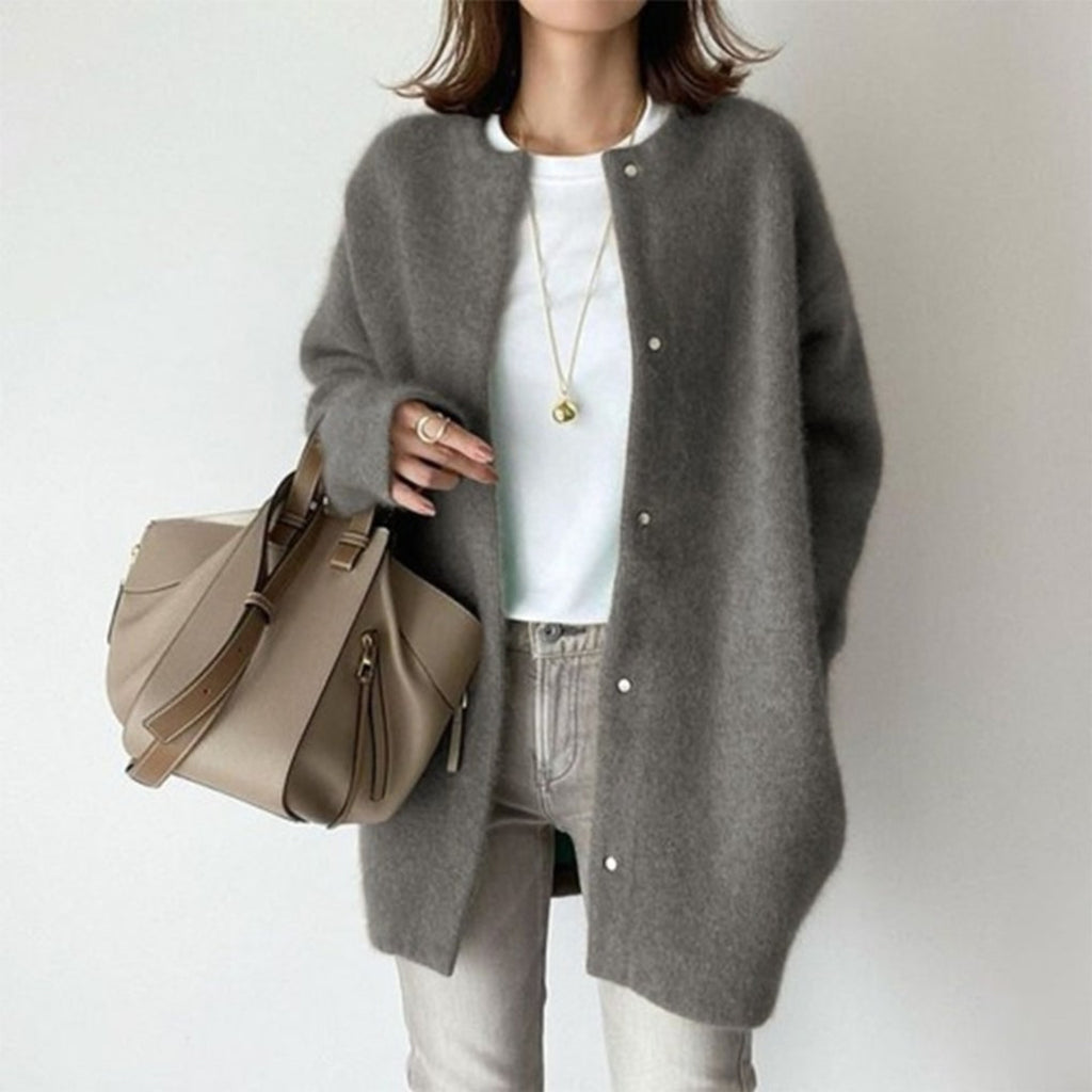 Women's Cardigan with Relaxed Collar Fit and Button-Front - Image 5