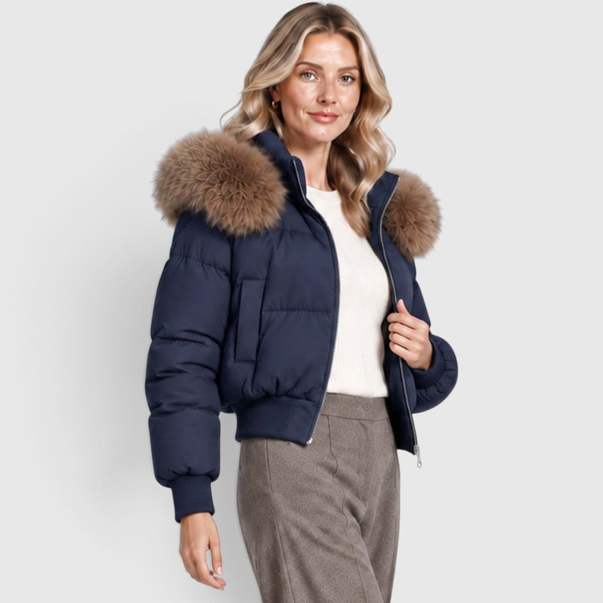 Women's Cropped Puffer Jacket With Lined Collar And Waist Pockets - Image 2