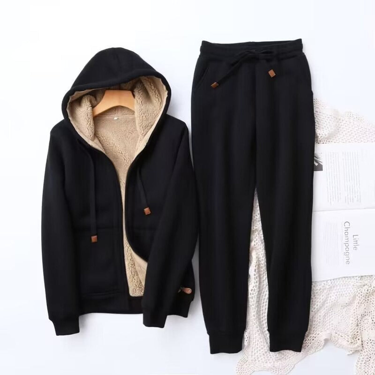 Women's Fleece Lined Jogger Set With Zip-Up Hoodie - Image 1