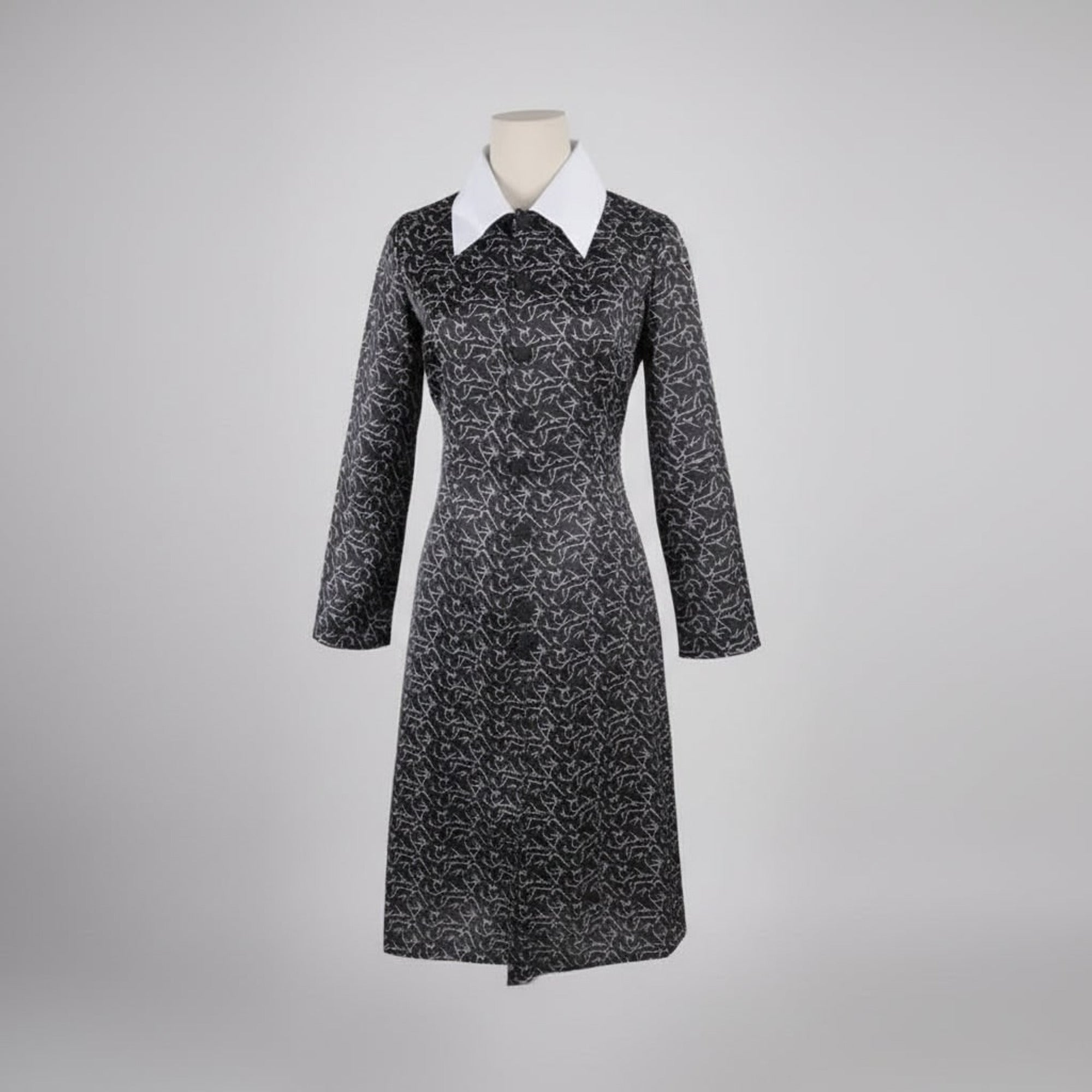 Women's Gothic Schoolgirl Halloween Costume Dress With White Collar And Iconic Aesthetic - Image 3